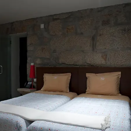 Quinta Dos 4 Lagares Pensión 3*